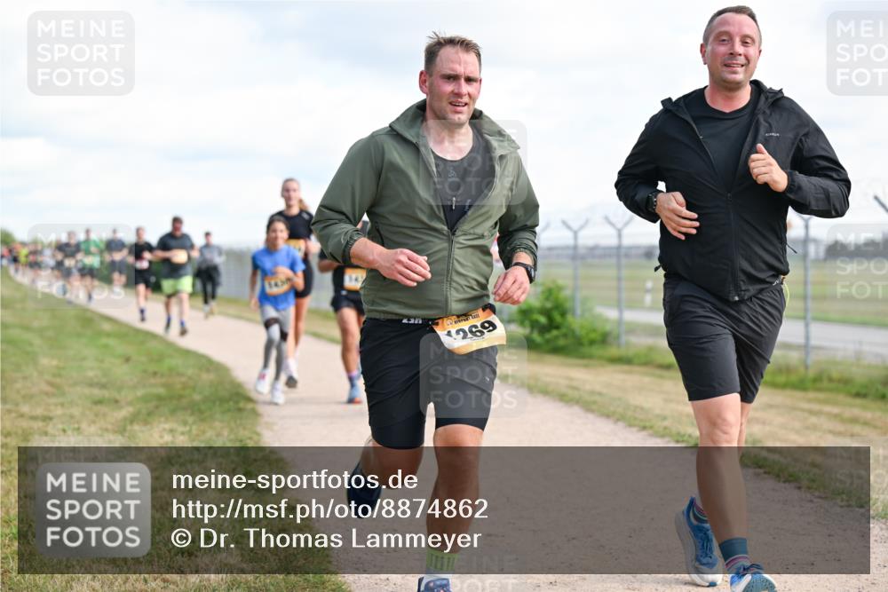 14.09.2025 - Airport Race Dr. Thomas Lammeyer http://msf.ph/oto/8874862 14.09.2025 12:19:35 Laufen 1436, 341, 269 meine-sportfotos.de