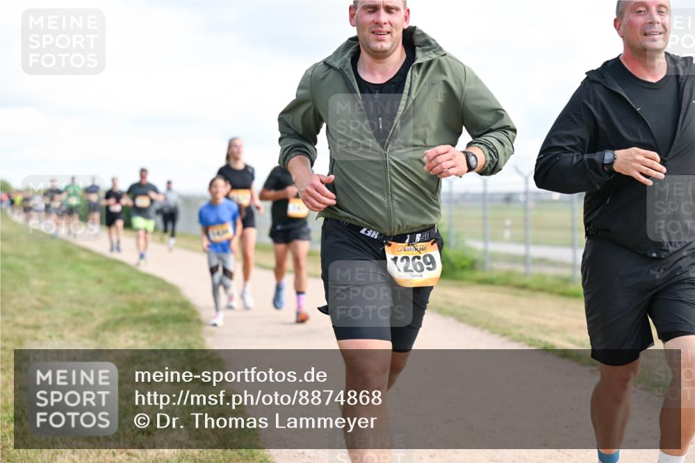 14.09.2025 - Airport Race Dr. Thomas Lammeyer http://msf.ph/oto/8874868 14.09.2025 12:19:35 Laufen 269 meine-sportfotos.de