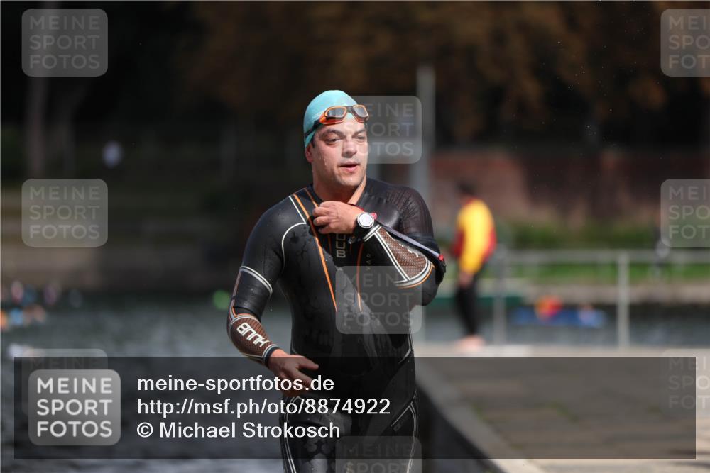 14.09.2025 - Stadtparktriathlon Michael Strokosch http://msf.ph/oto/8874922 14.09.2025 12:51:17 Schwimmen  meine-sportfotos.de