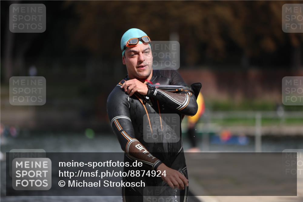 14.09.2025 - Stadtparktriathlon Michael Strokosch http://msf.ph/oto/8874924 14.09.2025 12:51:18 Schwimmen  meine-sportfotos.de