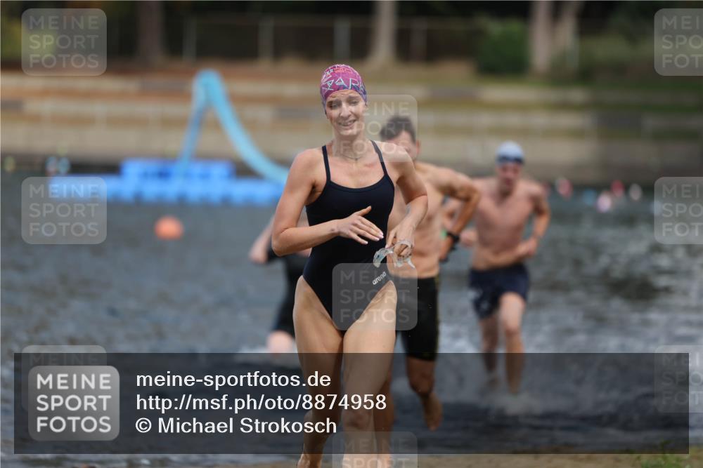 14.09.2025 - Stadtparktriathlon Michael Strokosch http://msf.ph/oto/8874958 14.09.2025 12:51:47 Schwimmen 1443, 1459, 1479, 1513 meine-sportfotos.de