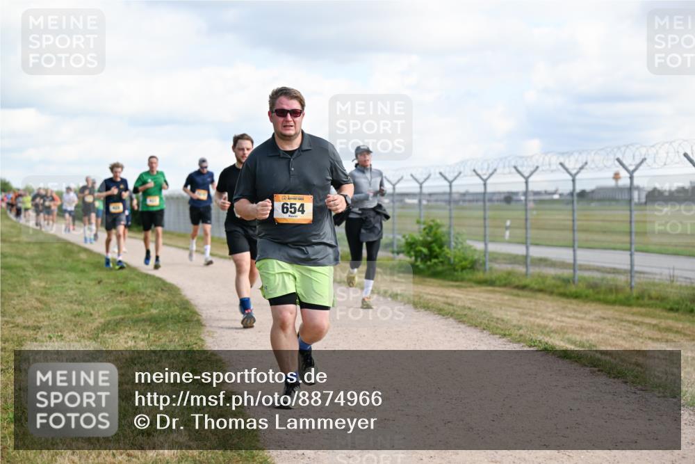 14.09.2025 - Airport Race Dr. Thomas Lammeyer http://msf.ph/oto/8874966 14.09.2025 12:19:42 Laufen 654 meine-sportfotos.de