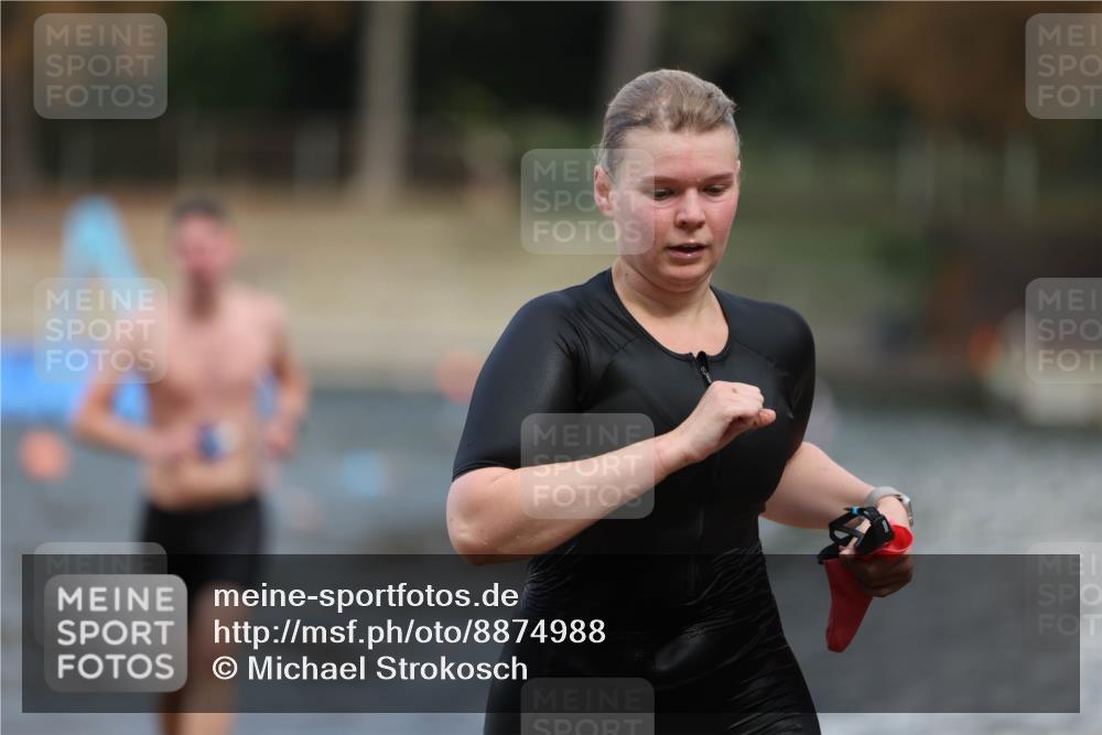 14.09.2025 - Stadtparktriathlon Michael Strokosch http://msf.ph/oto/8874988 14.09.2025 12:51:58 Schwimmen 1459, 1494 meine-sportfotos.de