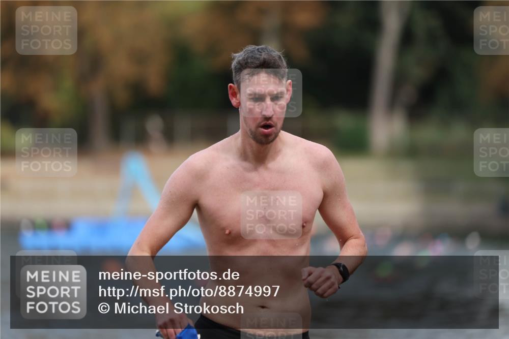 14.09.2025 - Stadtparktriathlon Michael Strokosch http://msf.ph/oto/8874997 14.09.2025 12:52:01 Schwimmen 1459, 1494 meine-sportfotos.de