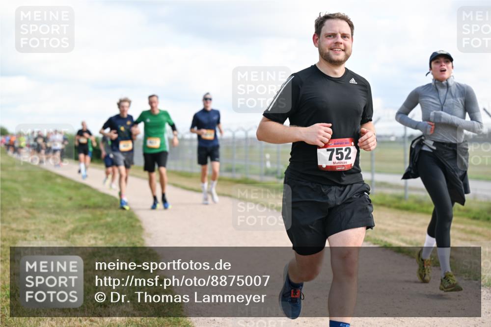 14.09.2025 - Airport Race Dr. Thomas Lammeyer http://msf.ph/oto/8875007 14.09.2025 12:19:44 Laufen 752 meine-sportfotos.de