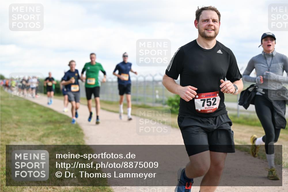14.09.2025 - Airport Race Dr. Thomas Lammeyer http://msf.ph/oto/8875009 14.09.2025 12:19:44 Laufen 752 meine-sportfotos.de