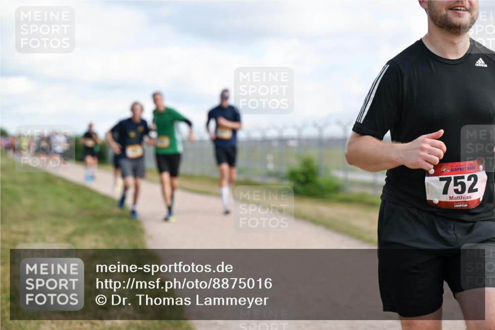14.09.2025 - Airport Race Dr. Thomas Lammeyer http://msf.ph/oto/8875016 14.09.2025 12:19:45 Laufen 752 meine-sportfotos.de