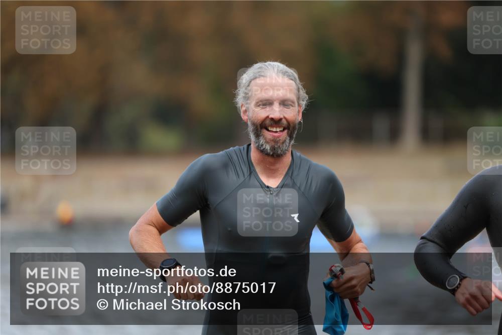 14.09.2025 - Stadtparktriathlon Michael Strokosch http://msf.ph/oto/8875017 14.09.2025 12:52:34 Schwimmen 1444, 1495, 1521 meine-sportfotos.de