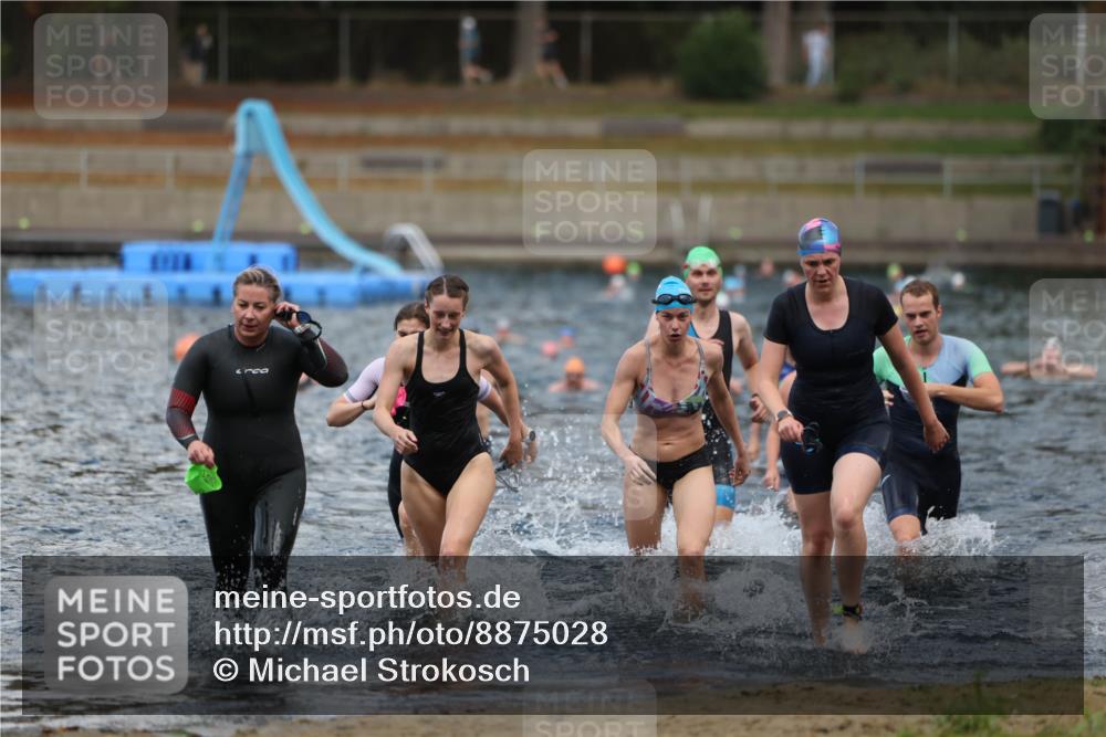 14.09.2025 - Stadtparktriathlon Michael Strokosch http://msf.ph/oto/8875028 14.09.2025 12:53:03 Schwimmen 1430, 1431, 1438, 1448, 1460, 1472, 1508 meine-sportfotos.de