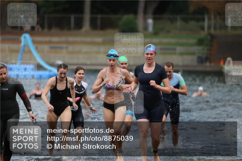 14.09.2025 - Stadtparktriathlon Michael Strokosch http://msf.ph/oto/8875039 14.09.2025 12:53:05 Schwimmen 1430, 1431, 1438, 1448, 1460, 1463, 1472, 1508 meine-sportfotos.de