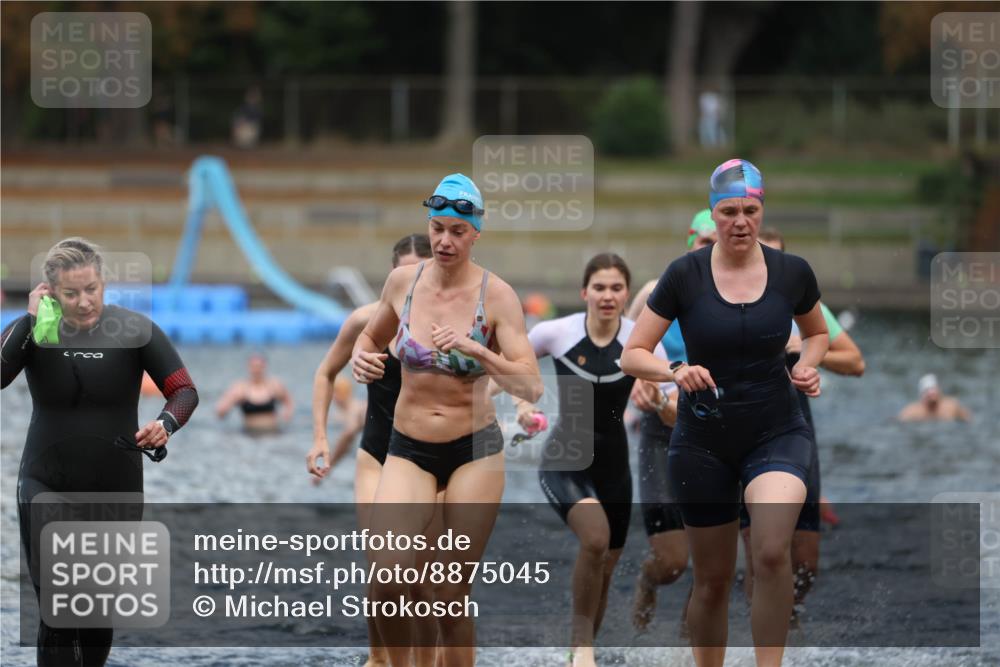14.09.2025 - Stadtparktriathlon Michael Strokosch http://msf.ph/oto/8875045 14.09.2025 12:53:06 Schwimmen 1430, 1431, 1438, 1448, 1460, 1463, 1472, 1508 meine-sportfotos.de