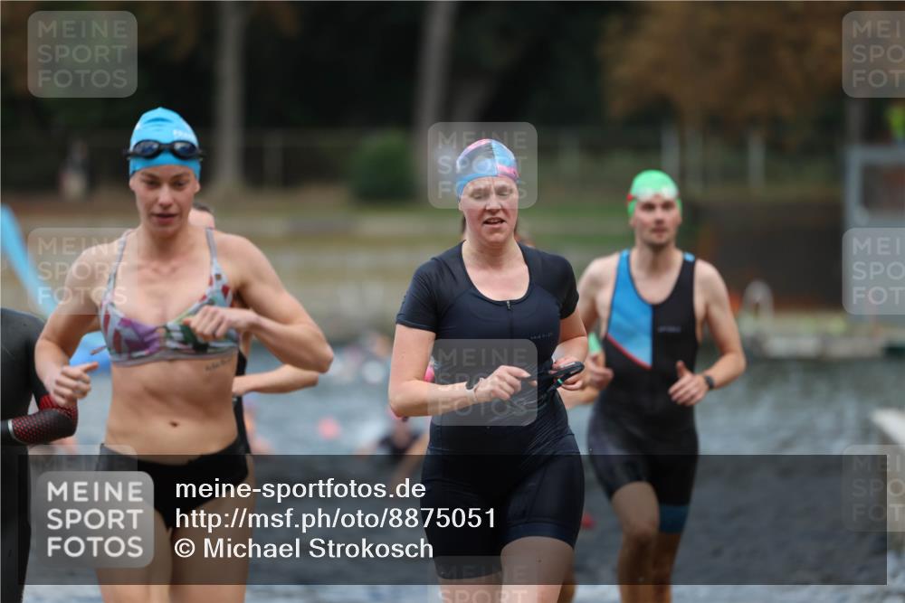 14.09.2025 - Stadtparktriathlon Michael Strokosch http://msf.ph/oto/8875051 14.09.2025 12:53:08 Schwimmen 1430, 1431, 1438, 1448, 1460, 1463, 1468, 1472, 1508, 1517 meine-sportfotos.de