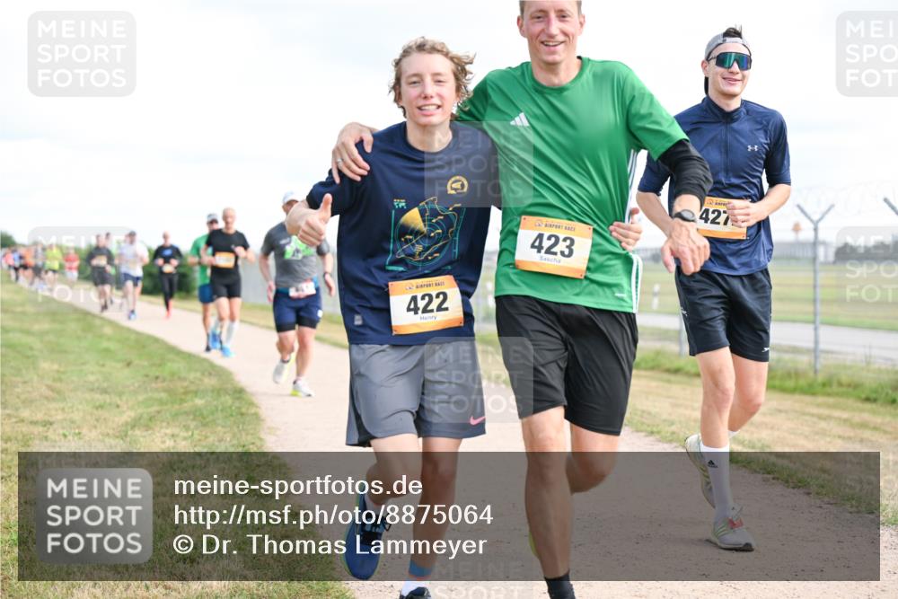 14.09.2025 - Airport Race Dr. Thomas Lammeyer http://msf.ph/oto/8875064 14.09.2025 12:19:48 Laufen 422, 423, 427 meine-sportfotos.de