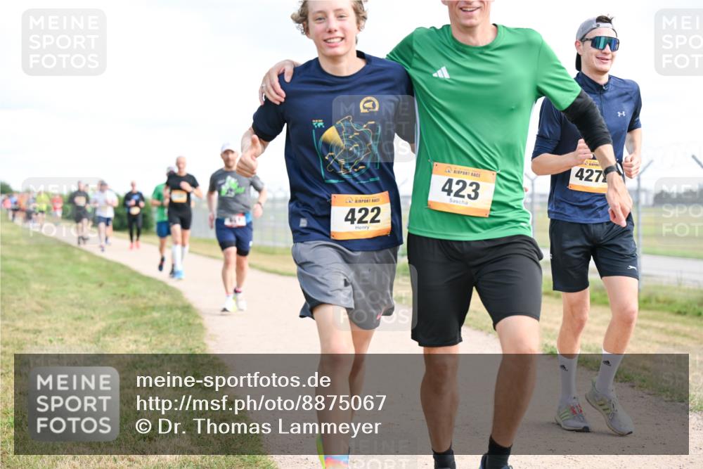14.09.2025 - Airport Race Dr. Thomas Lammeyer http://msf.ph/oto/8875067 14.09.2025 12:19:48 Laufen 422, 423, 427 meine-sportfotos.de