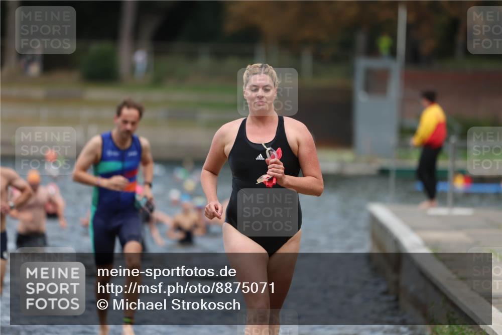 14.09.2025 - Stadtparktriathlon Michael Strokosch http://msf.ph/oto/8875071 14.09.2025 12:53:15 Schwimmen 1431, 1460, 1463, 1468, 1472, 1508, 1517 meine-sportfotos.de