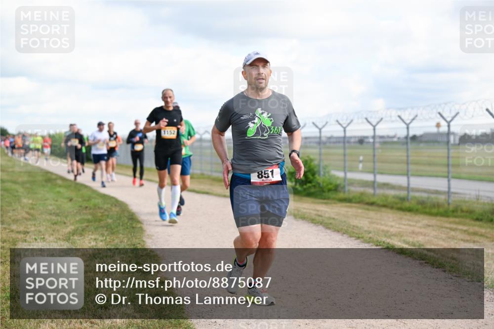 14.09.2025 - Airport Race Dr. Thomas Lammeyer http://msf.ph/oto/8875087 14.09.2025 12:19:50 Laufen 1152, 361, 851 meine-sportfotos.de