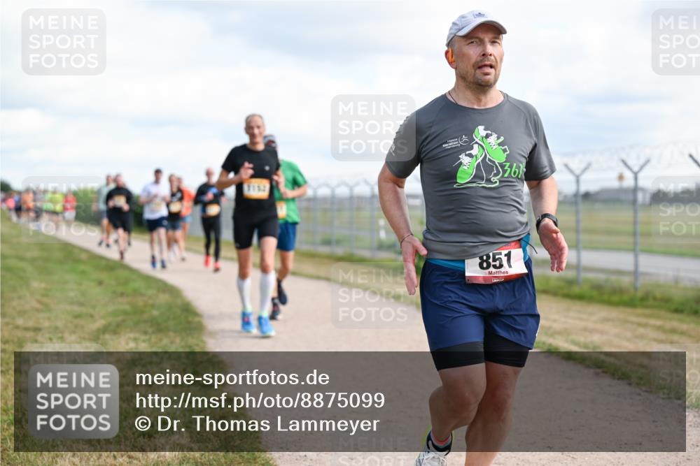 14.09.2025 - Airport Race Dr. Thomas Lammeyer http://msf.ph/oto/8875099 14.09.2025 12:19:51 Laufen 3152, 36, 851 meine-sportfotos.de