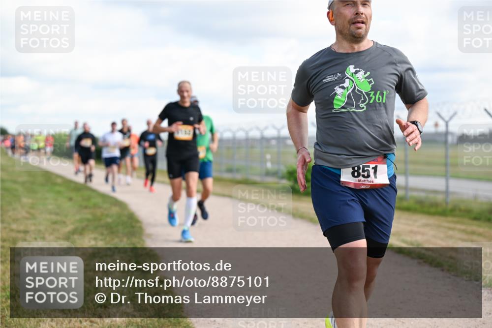 14.09.2025 - Airport Race Dr. Thomas Lammeyer http://msf.ph/oto/8875101 14.09.2025 12:19:51 Laufen 361, 851 meine-sportfotos.de