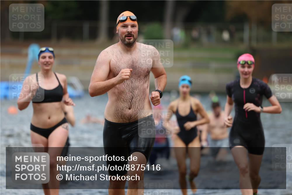 14.09.2025 - Stadtparktriathlon Michael Strokosch http://msf.ph/oto/8875116 14.09.2025 12:53:27 Schwimmen 1423, 1425, 1427, 1432, 1439, 1451, 1496, 1498, 1518 meine-sportfotos.de
