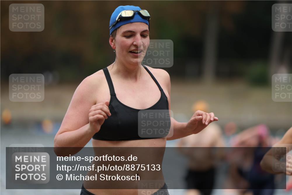 14.09.2025 - Stadtparktriathlon Michael Strokosch http://msf.ph/oto/8875133 14.09.2025 12:53:30 Schwimmen 1423, 1425, 1427, 1432, 1439, 1451, 1453, 1496, 1498, 1518 meine-sportfotos.de
