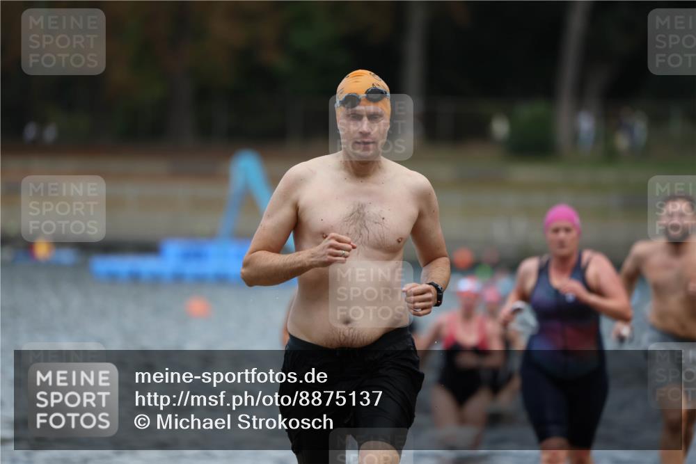 14.09.2025 - Stadtparktriathlon Michael Strokosch http://msf.ph/oto/8875137 14.09.2025 12:53:33 Schwimmen 1423, 1425, 1427, 1432, 1439, 1451, 1453, 1498, 1518 meine-sportfotos.de