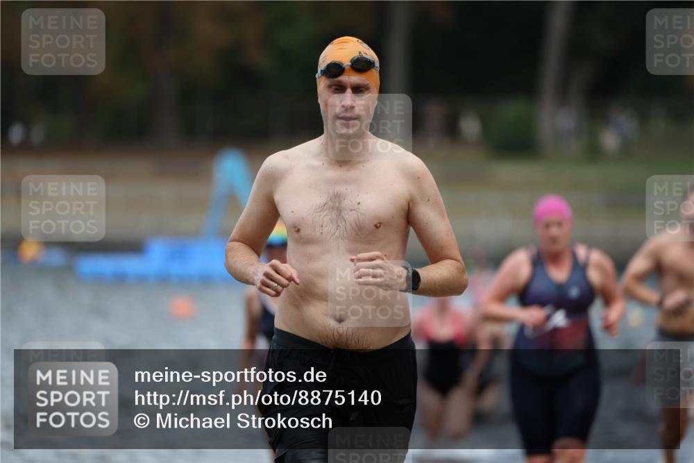 14.09.2025 - Stadtparktriathlon Michael Strokosch http://msf.ph/oto/8875140 14.09.2025 12:53:33 Schwimmen 1423, 1425, 1427, 1432, 1439, 1451, 1453, 1498, 1518 meine-sportfotos.de