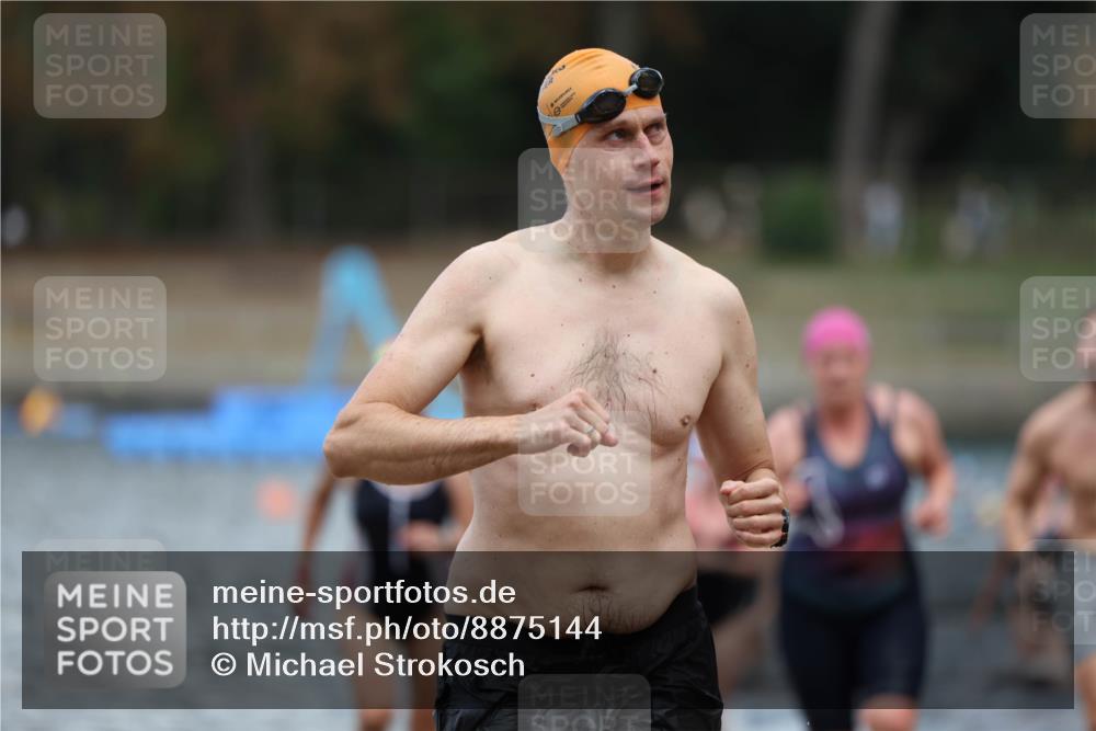 14.09.2025 - Stadtparktriathlon Michael Strokosch http://msf.ph/oto/8875144 14.09.2025 12:53:34 Schwimmen 1423, 1425, 1427, 1432, 1436, 1439, 1453, 1498, 1518 meine-sportfotos.de