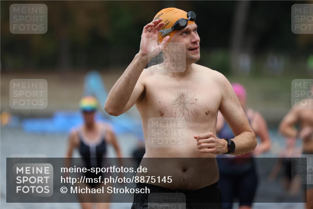 14.09.2025 - Stadtparktriathlon Michael Strokosch http://msf.ph/oto/8875145 14.09.2025 12:53:34 Schwimmen 1423, 1425, 1427, 1432, 1436, 1439, 1453, 1498, 1518 meine-sportfotos.de