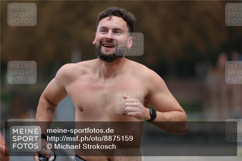 14.09.2025 - Stadtparktriathlon Michael Strokosch http://msf.ph/oto/8875159 14.09.2025 12:53:38 Schwimmen 1423, 1425, 1427, 1436, 1450, 1453, 1497, 1518 meine-sportfotos.de
