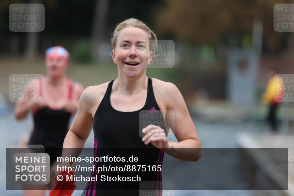 14.09.2025 - Stadtparktriathlon Michael Strokosch http://msf.ph/oto/8875165 14.09.2025 12:53:40 Schwimmen 1423, 1425, 1427, 1436, 1450, 1453, 1467, 1497, 1518 meine-sportfotos.de