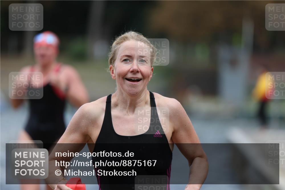 14.09.2025 - Stadtparktriathlon Michael Strokosch http://msf.ph/oto/8875167 14.09.2025 12:53:41 Schwimmen 1423, 1425, 1427, 1436, 1450, 1453, 1467, 1497 meine-sportfotos.de