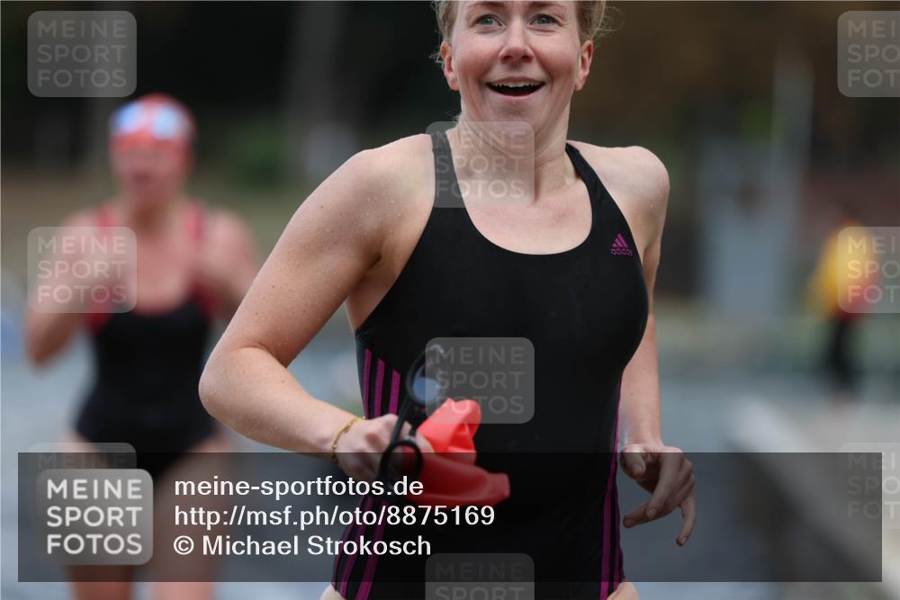 14.09.2025 - Stadtparktriathlon Michael Strokosch http://msf.ph/oto/8875169 14.09.2025 12:53:41 Schwimmen 1423, 1425, 1427, 1436, 1450, 1453, 1467, 1497 meine-sportfotos.de