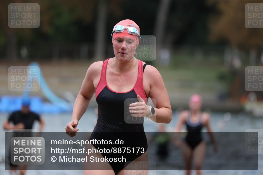 14.09.2025 - Stadtparktriathlon Michael Strokosch http://msf.ph/oto/8875173 14.09.2025 12:53:42 Schwimmen 1427, 1436, 1450, 1453, 1467, 1497 meine-sportfotos.de