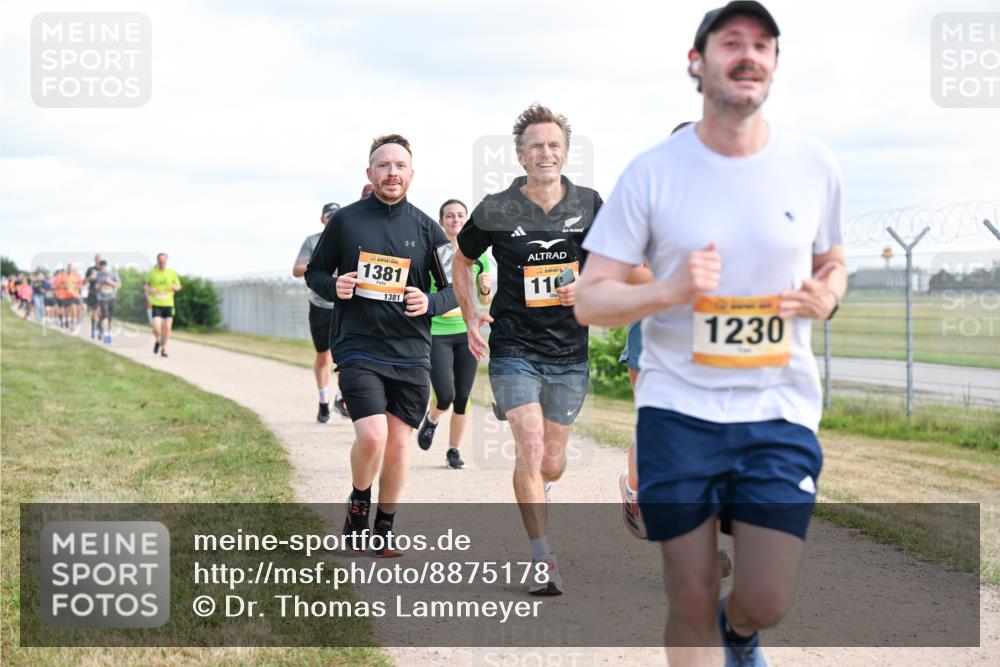 14.09.2025 - Airport Race Dr. Thomas Lammeyer http://msf.ph/oto/8875178 14.09.2025 12:19:58 Laufen 1381, 1381, 110, 1230 meine-sportfotos.de