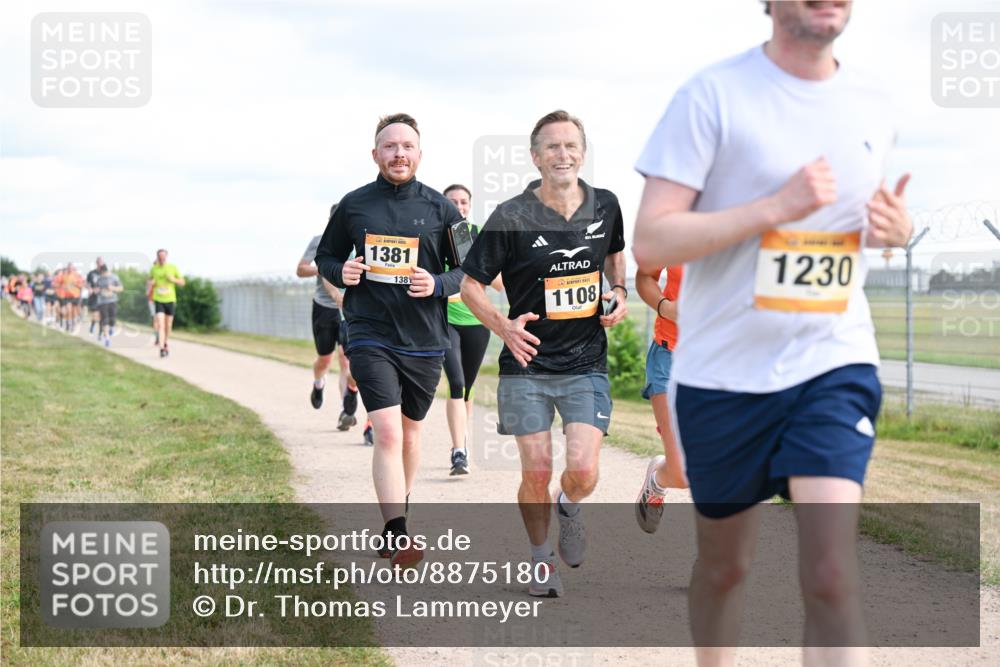 14.09.2025 - Airport Race Dr. Thomas Lammeyer http://msf.ph/oto/8875180 14.09.2025 12:19:58 Laufen 1381, 138, 1108, 1230 meine-sportfotos.de