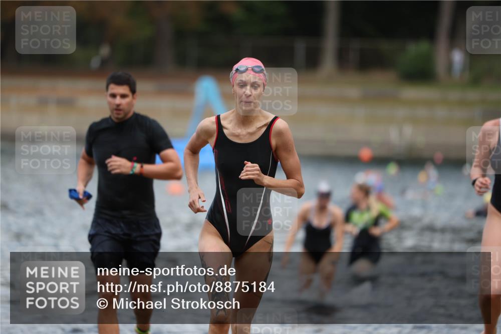 14.09.2025 - Stadtparktriathlon Michael Strokosch http://msf.ph/oto/8875184 14.09.2025 12:53:45 Schwimmen 1436, 1450, 1453, 1456, 1467, 1497 meine-sportfotos.de