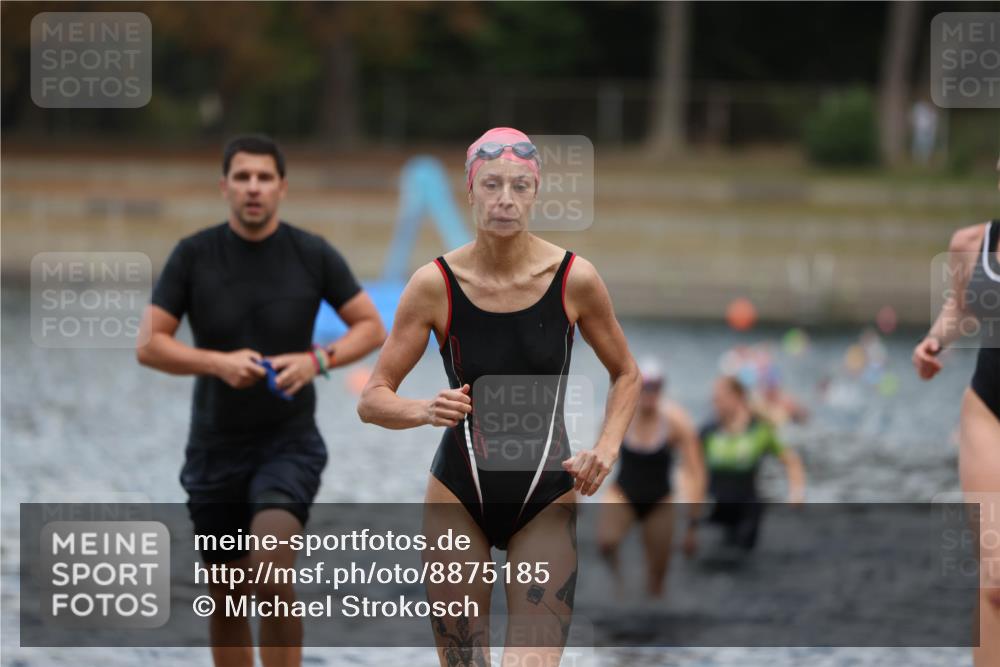 14.09.2025 - Stadtparktriathlon Michael Strokosch http://msf.ph/oto/8875185 14.09.2025 12:53:46 Schwimmen 1436, 1450, 1456, 1467, 1497 meine-sportfotos.de