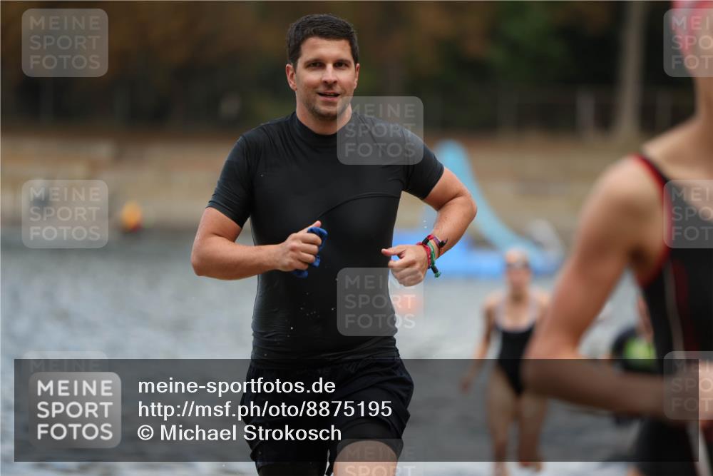 14.09.2025 - Stadtparktriathlon Michael Strokosch http://msf.ph/oto/8875195 14.09.2025 12:53:48 Schwimmen 1436, 1450, 1456, 1467, 1497 meine-sportfotos.de
