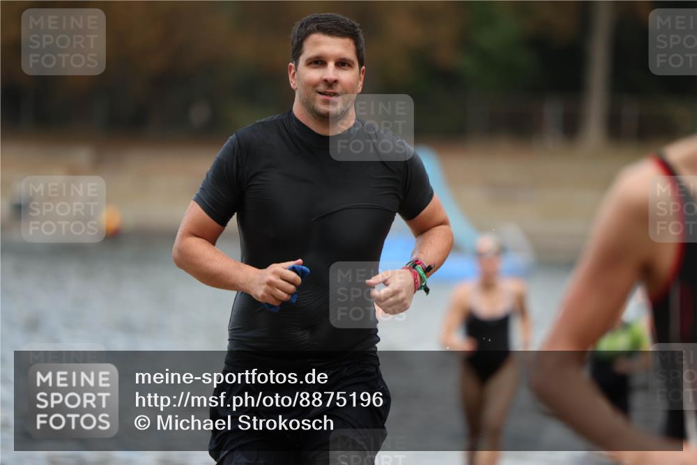 14.09.2025 - Stadtparktriathlon Michael Strokosch http://msf.ph/oto/8875196 14.09.2025 12:53:48 Schwimmen 1436, 1450, 1456, 1467, 1497 meine-sportfotos.de