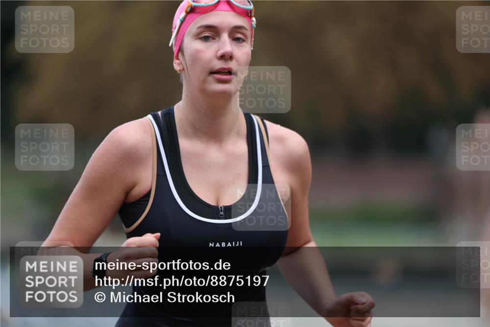 14.09.2025 - Stadtparktriathlon Michael Strokosch http://msf.ph/oto/8875197 14.09.2025 12:53:49 Schwimmen 1436, 1450, 1456, 1467, 1497 meine-sportfotos.de