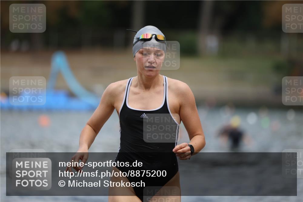 14.09.2025 - Stadtparktriathlon Michael Strokosch http://msf.ph/oto/8875200 14.09.2025 12:53:52 Schwimmen 1450, 1456, 1467, 1497 meine-sportfotos.de