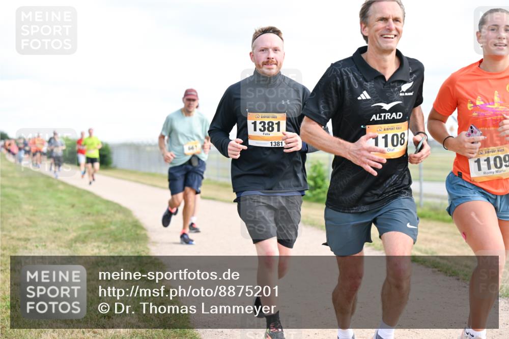 14.09.2025 - Airport Race Dr. Thomas Lammeyer http://msf.ph/oto/8875201 14.09.2025 12:19:59 Laufen 6, 61, 1381, 1381, 1108, 1109 meine-sportfotos.de