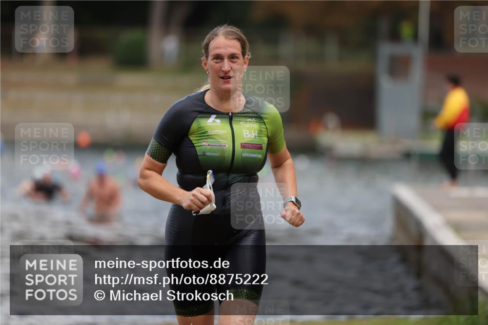 14.09.2025 - Stadtparktriathlon Michael Strokosch http://msf.ph/oto/8875222 14.09.2025 12:53:56 Schwimmen 1456 meine-sportfotos.de