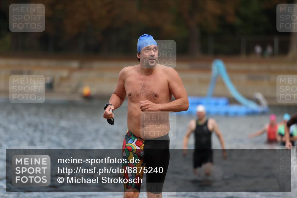 14.09.2025 - Stadtparktriathlon Michael Strokosch http://msf.ph/oto/8875240 14.09.2025 12:54:14 Schwimmen 1462, 1473, 1480, 1506, 1515 meine-sportfotos.de
