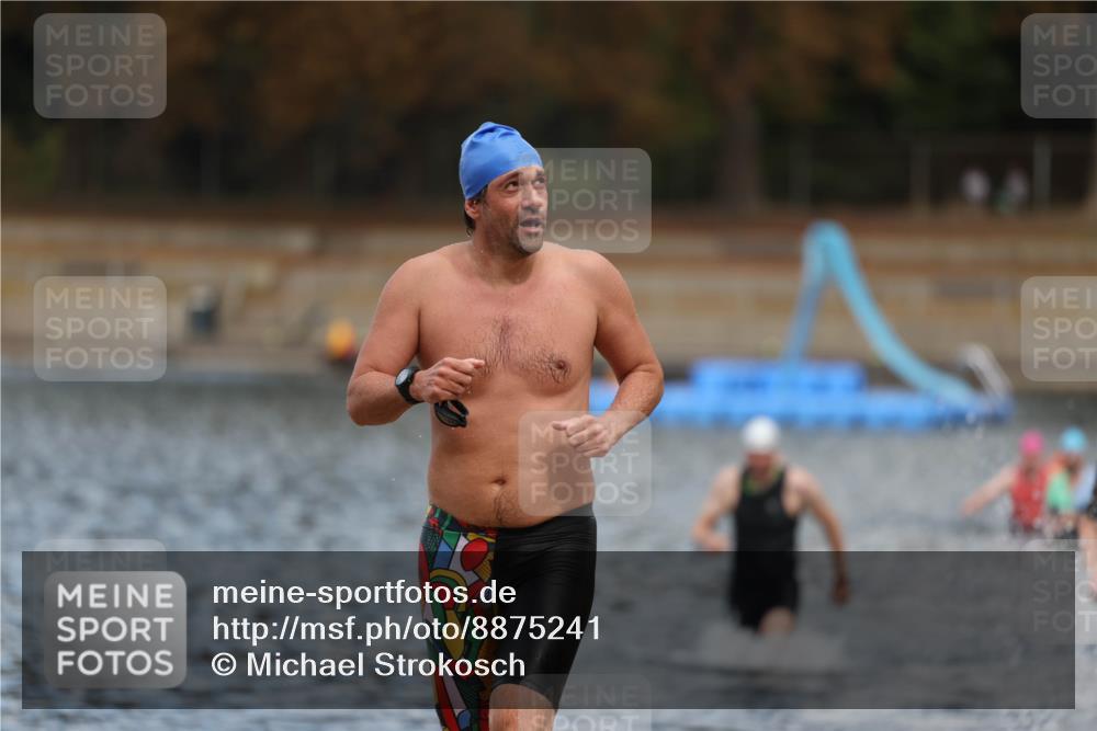 14.09.2025 - Stadtparktriathlon Michael Strokosch http://msf.ph/oto/8875241 14.09.2025 12:54:14 Schwimmen 1462, 1473, 1480, 1506, 1515 meine-sportfotos.de