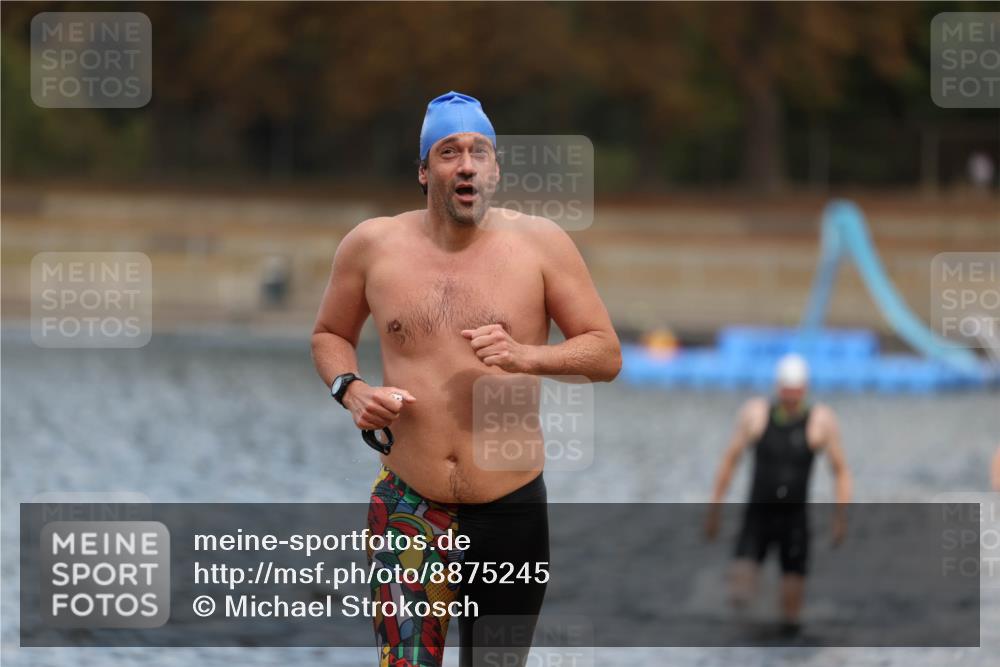 14.09.2025 - Stadtparktriathlon Michael Strokosch http://msf.ph/oto/8875245 14.09.2025 12:54:15 Schwimmen 1462, 1473, 1480, 1506, 1515 meine-sportfotos.de