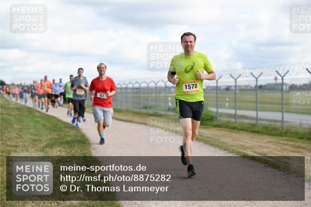 14.09.2025 - Airport Race Dr. Thomas Lammeyer http://msf.ph/oto/8875282 14.09.2025 12:20:06 Laufen 1578 meine-sportfotos.de