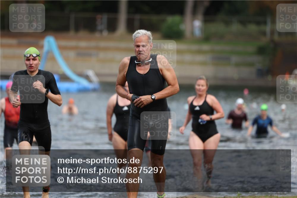 14.09.2025 - Stadtparktriathlon Michael Strokosch http://msf.ph/oto/8875297 14.09.2025 12:54:33 Schwimmen 1434, 1447, 1465, 1471, 1484, 1507, 1519 meine-sportfotos.de