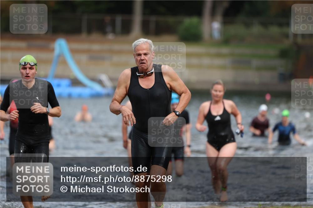 14.09.2025 - Stadtparktriathlon Michael Strokosch http://msf.ph/oto/8875298 14.09.2025 12:54:33 Schwimmen 1434, 1447, 1465, 1471, 1484, 1507, 1519 meine-sportfotos.de