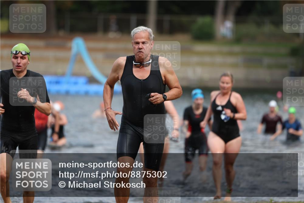 14.09.2025 - Stadtparktriathlon Michael Strokosch http://msf.ph/oto/8875302 14.09.2025 12:54:33 Schwimmen 1434, 1447, 1465, 1471, 1484, 1507, 1519 meine-sportfotos.de